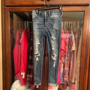 AE super high rise jeggings, distressed Sz 2